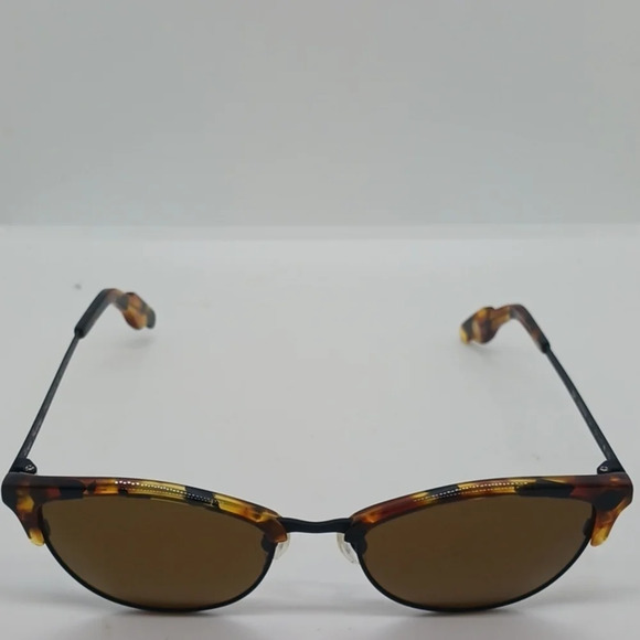 NWT WOMEN\'S VINYL FACTORY SUNGLASSES ALEKHINA TORTOISE